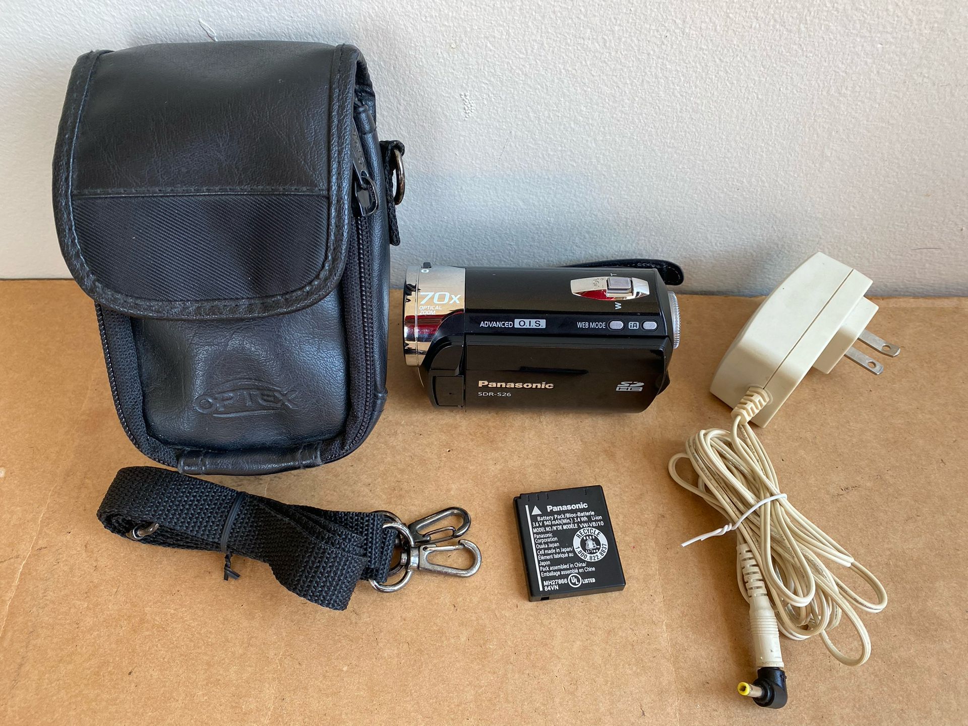 Panasonic SDR-S26 Digital Video Camcorder