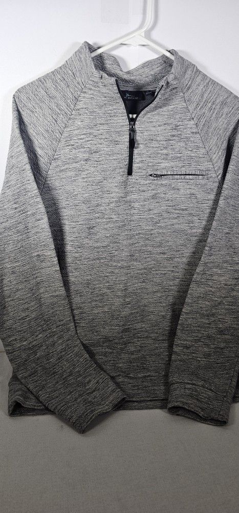 Marc Anthony Men's Heathered Grey 1/4 Zip Pullover Sweater Sweatshirt. Size Men's Medium.