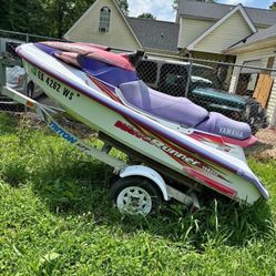 1997 Yamaha 1100 waveventure triple jet ski and triton trailer