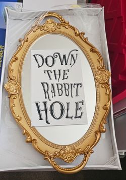 Alice in wonderland decor