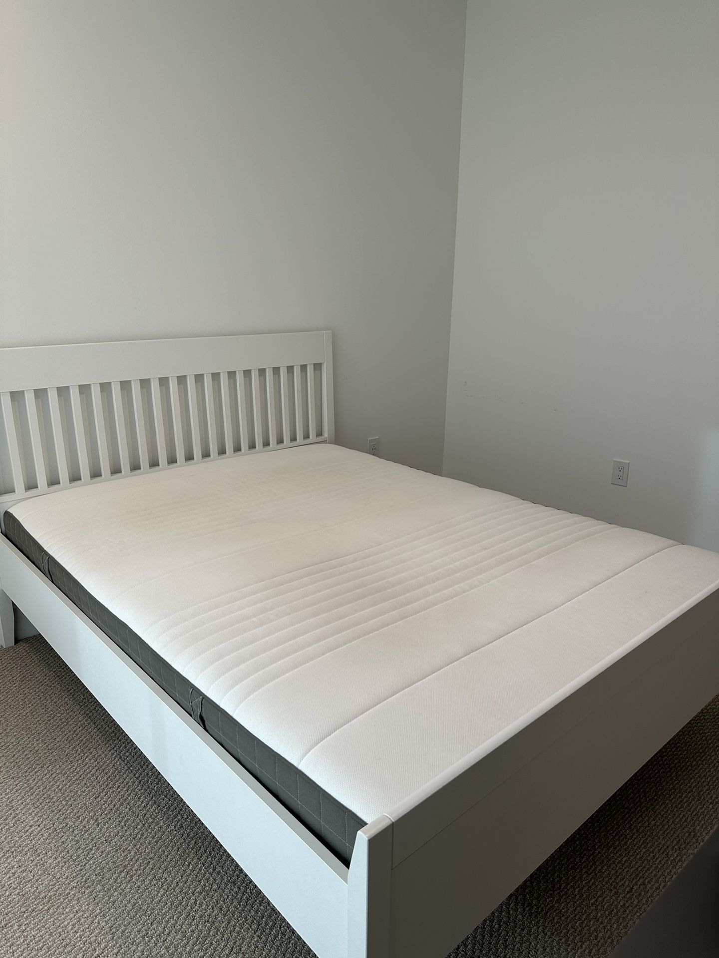 IKEA HAUGSVAR Hybrid Mattress, Medium Firm, Queen