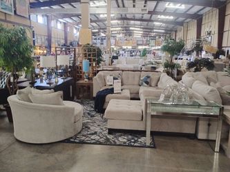 Beautiful Modern Style Sectional