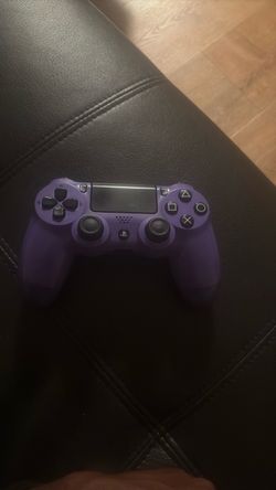 PS4 controller (purple)