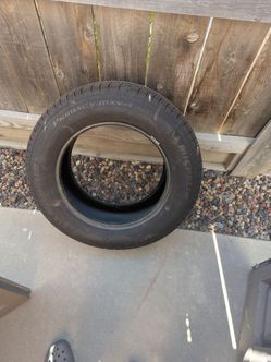 Michelin Primacy mxv4 tire (P235/65R17)