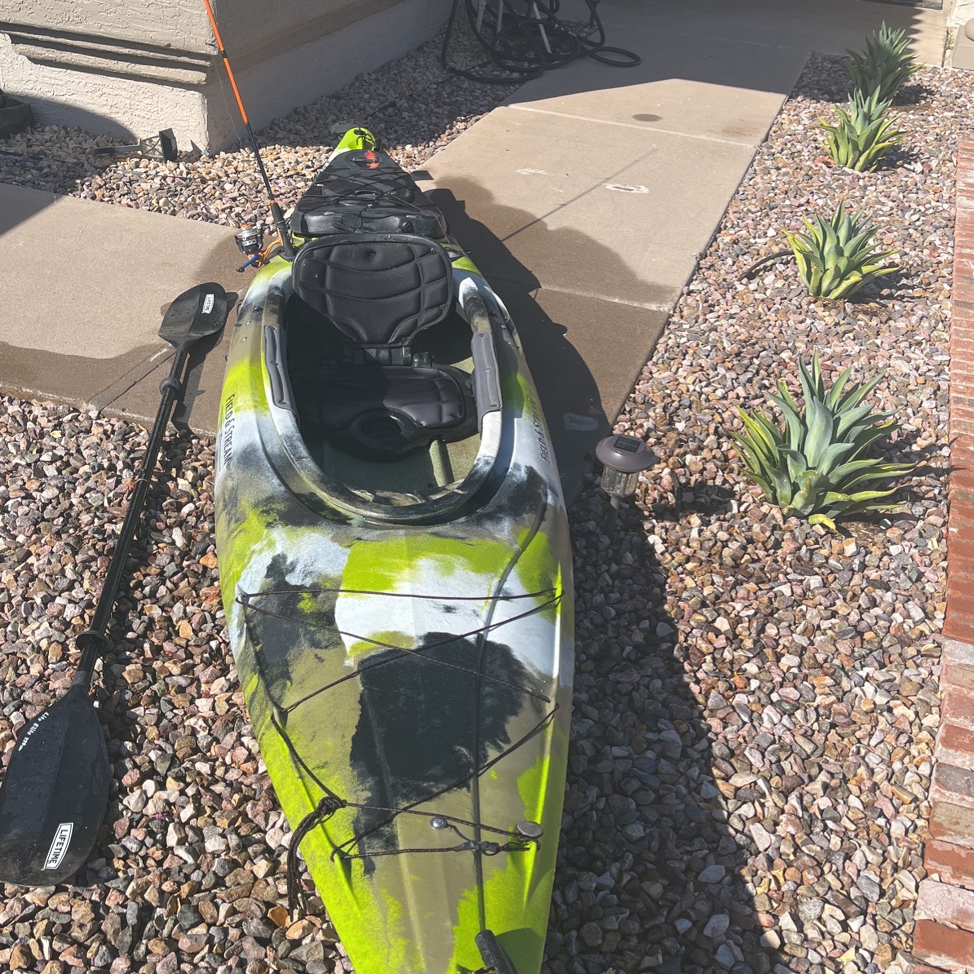 Field And Stream Fishing Kayak for Sale in Mesa, AZ OfferUp