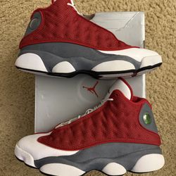 Size 9.5 (Pre owned, comes with original box) - Air jordan 13 retro red flint 