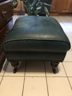 Foot rest coach ottoman