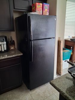 GE Black Refrigerator