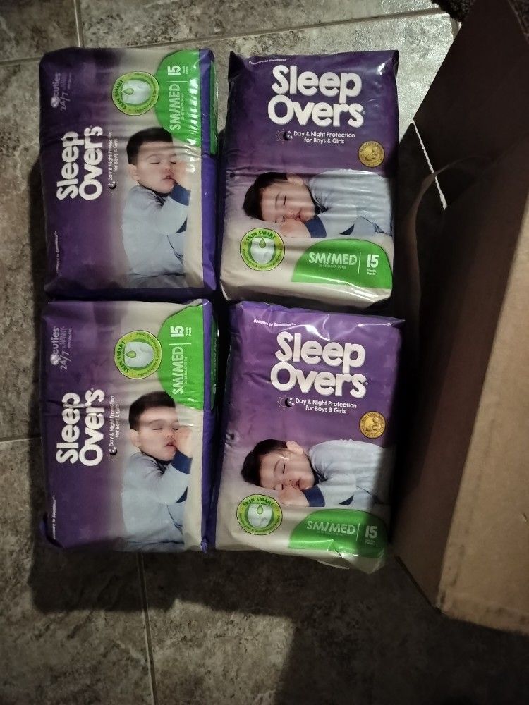 4 Packs Of Sleep Over Size S/M Pullups