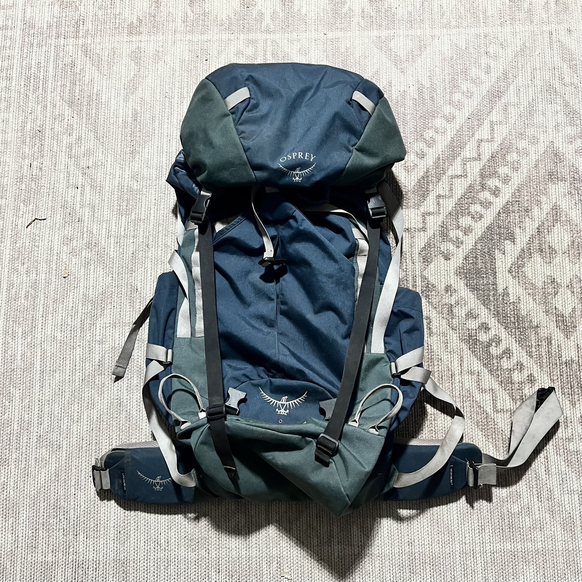 Osprey Escalante 75 + 10 Outdoors Camping Hiking Backpacking Backpack Bag