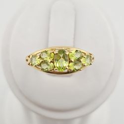 14k gold peridot ring