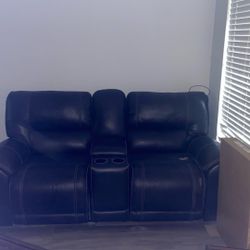 Reclining Love Seat With 2 End Tables 