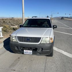 2004 Ford Explorer
