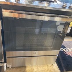 GE Slide-in Range