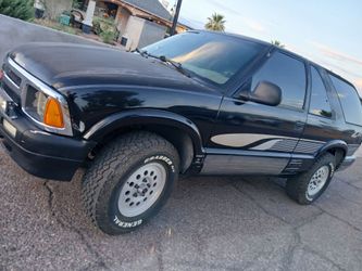 Chevy Blazer S10 ZR2 2-Door SUV