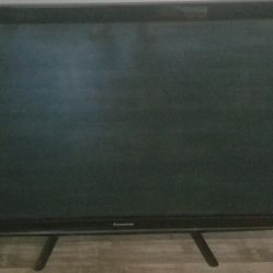 Panasonic TV 65'