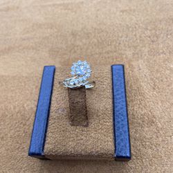 Swirl Diamond Ring 