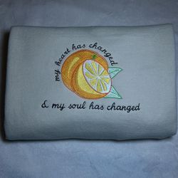 embroidered sweatshirt 