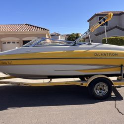 2007 Glastron GX 205