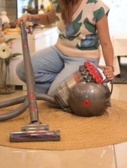 Dyson with cord in box