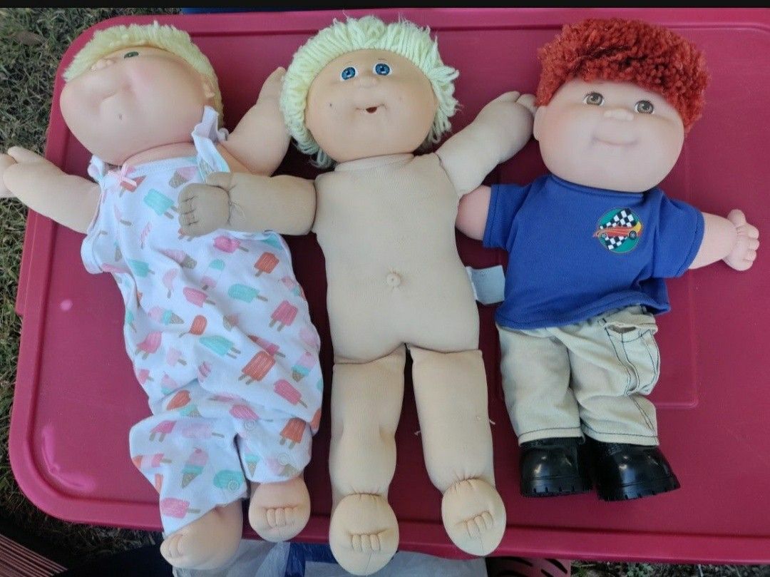 Vintage Cabbage Patch Dolls Bundle