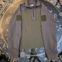 Men Army Green Under Armor Quarter Zipup Jacket  Size Large