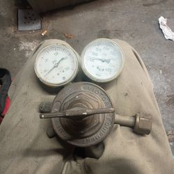 Victor Equipment Company compressed gas regulator