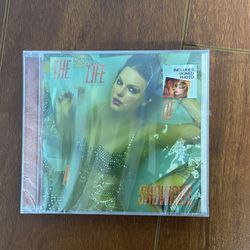Taylor Swift The Life of a Showgirl CD + Hand Signed Photo 1
