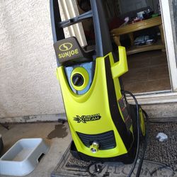 Pressure Washer