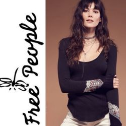 FREE PEOPLE Black Bandana Cuff Crochet Sleeve Scoop Neck Waffle Knit Thermal Top