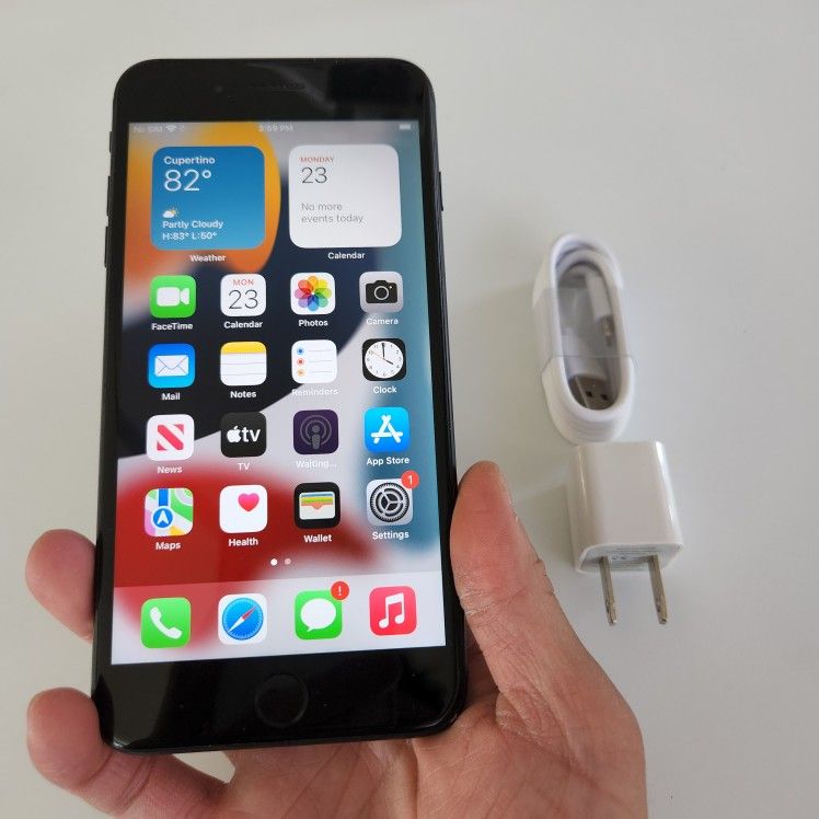 iPhone 7 Plus UNLOCKED Like New