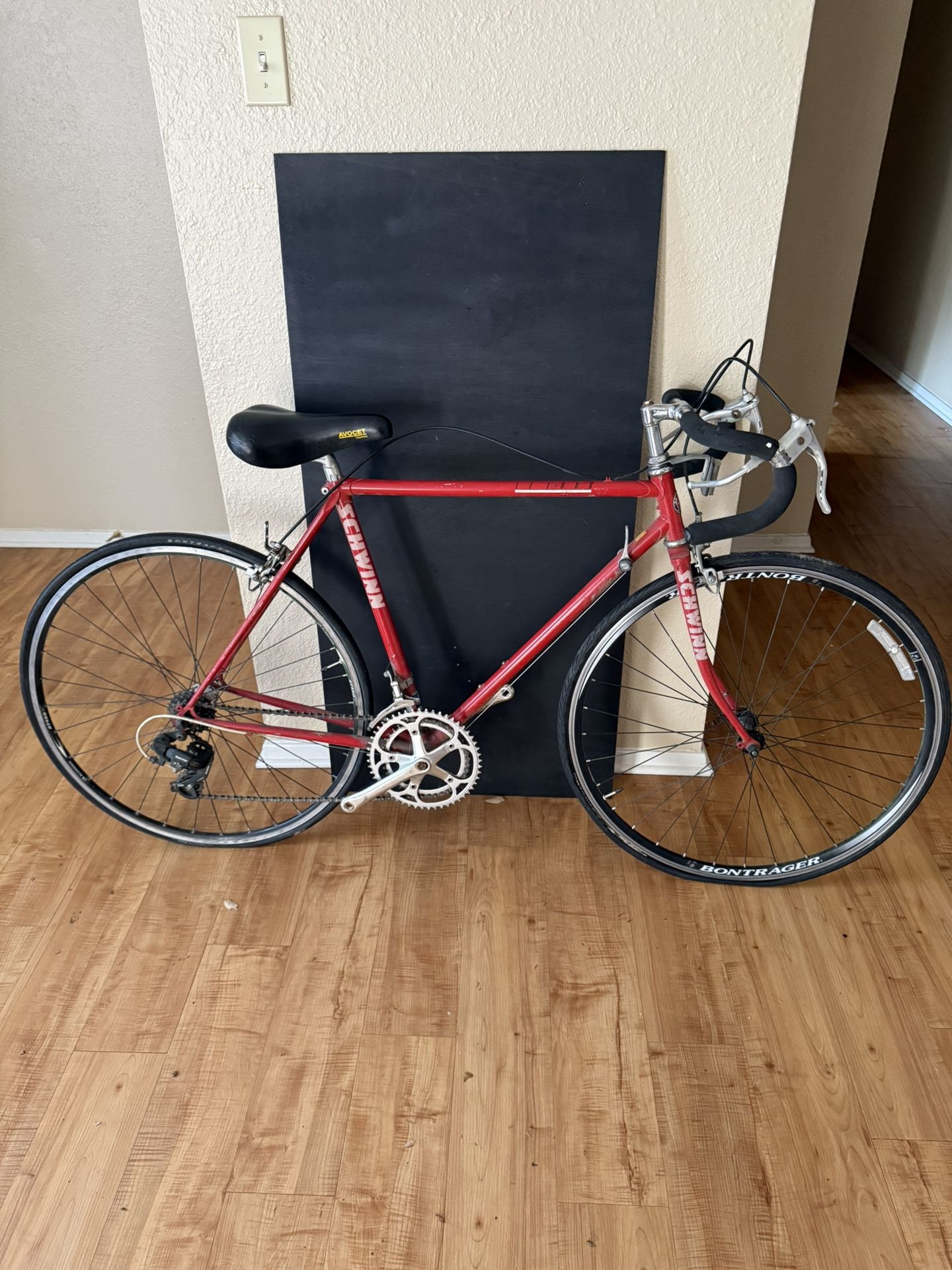 Vintage Schwinn Le Tour Road Bike