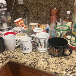 Mugs And Glass Cups 