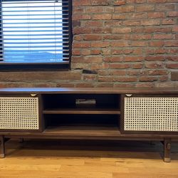 Colbert 71’ TV Console 