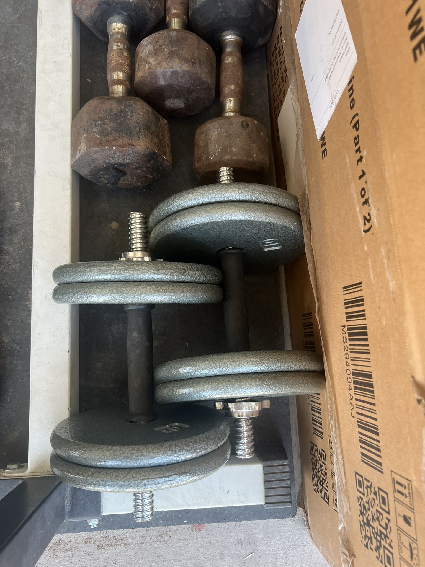 Adjustable Dumbbells