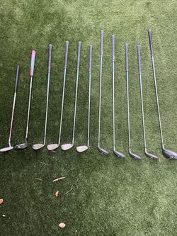 Old Womens Tiger Shark Golf Set