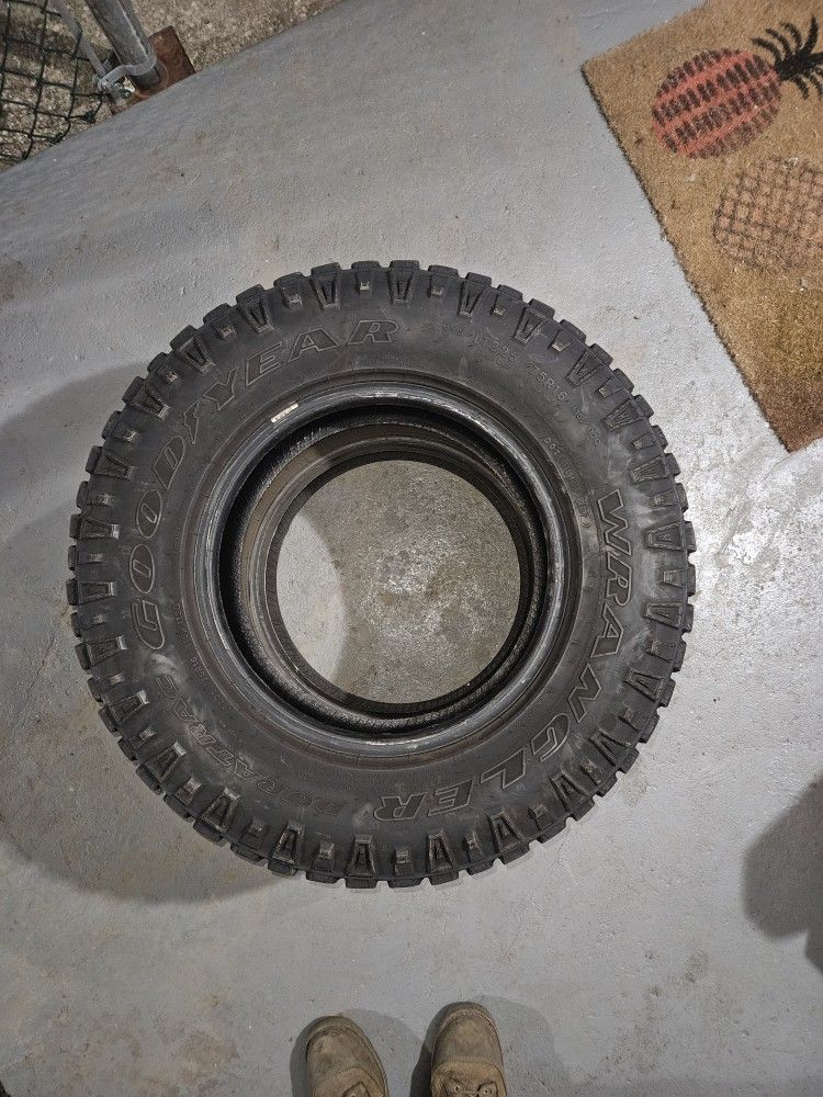 Studded Snows GoodYear Wrangler Duratrac LT225/75R16