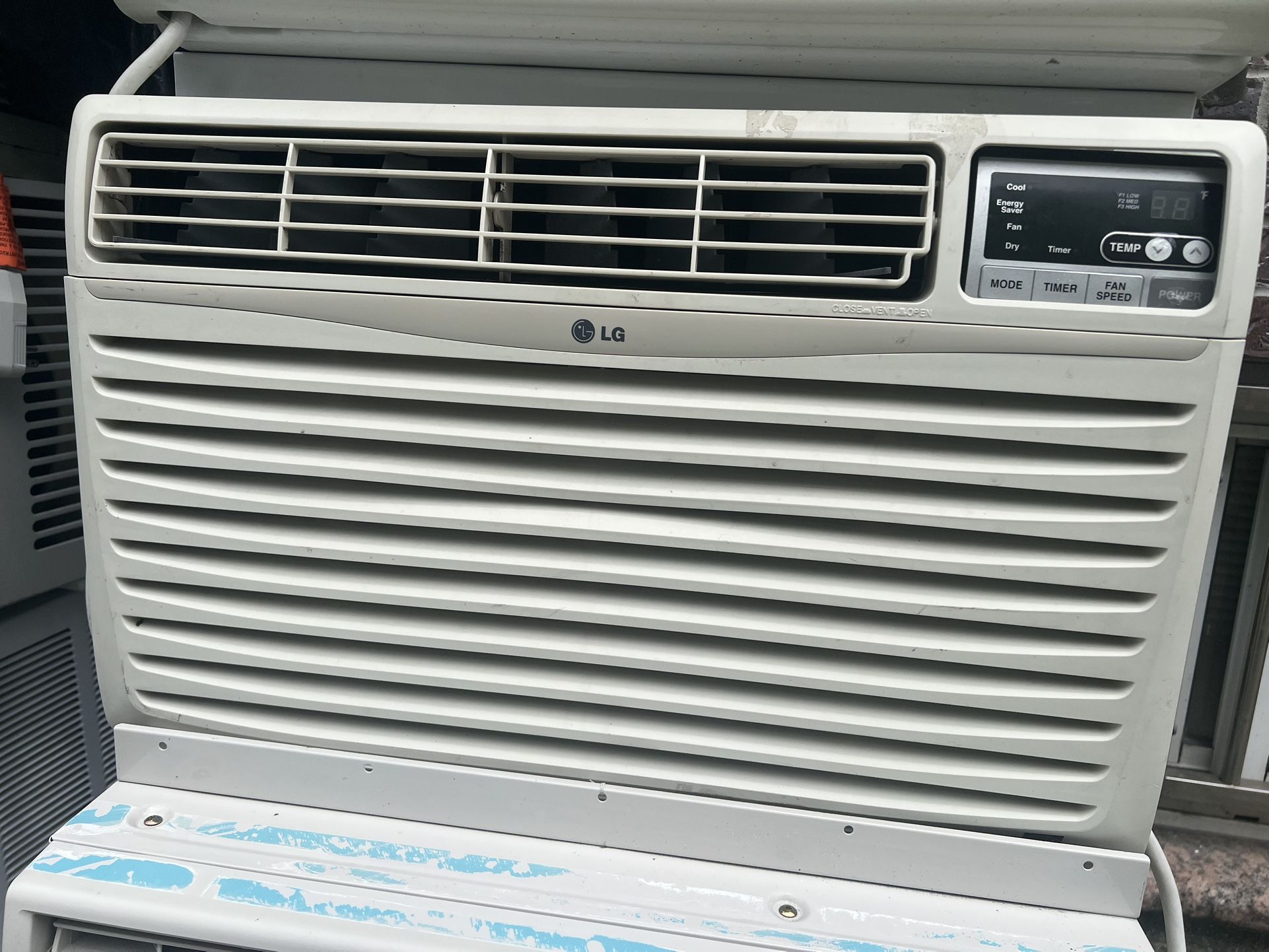 LG 10,000 BTU Window Air Conditioner