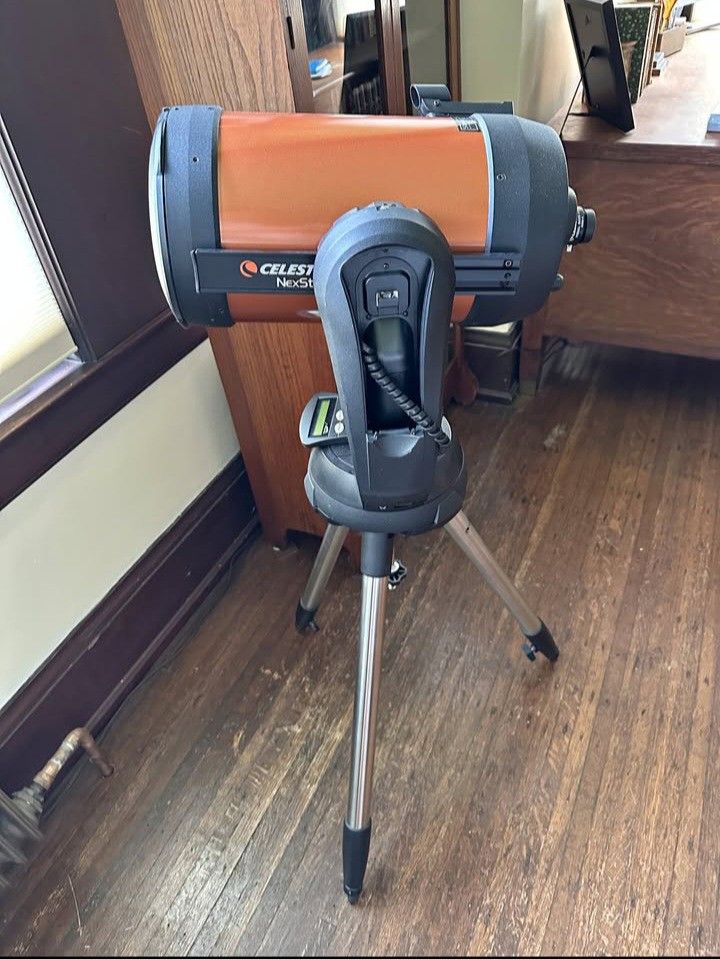 Celestron NexStar 8SE Telescope–Extras Included
