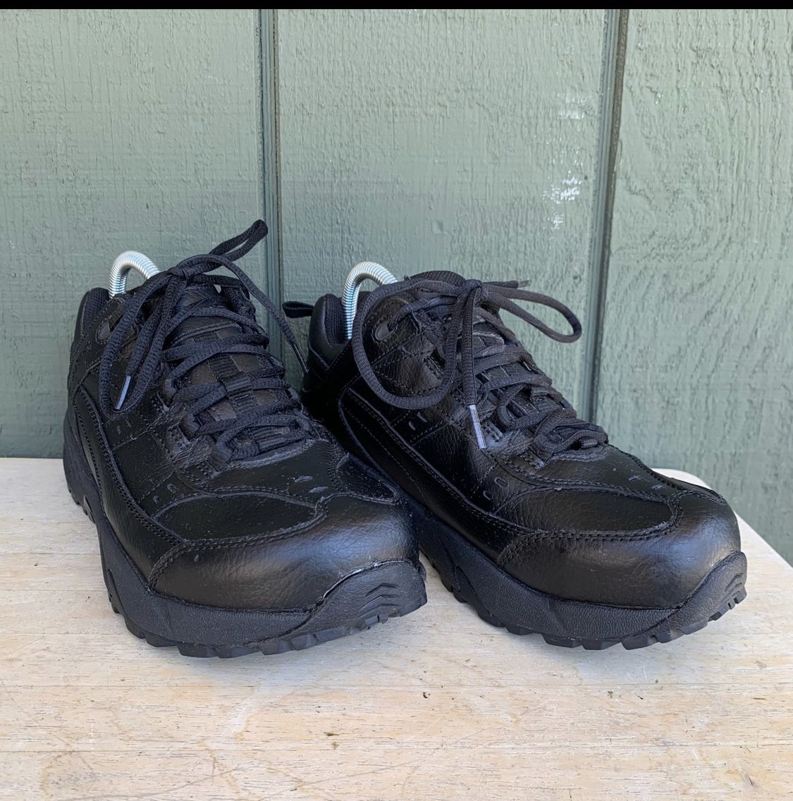 Red Wing ASTM F2413-05 Black Leather Steel Toe Work Shoes Boots Womens Sz 9 B