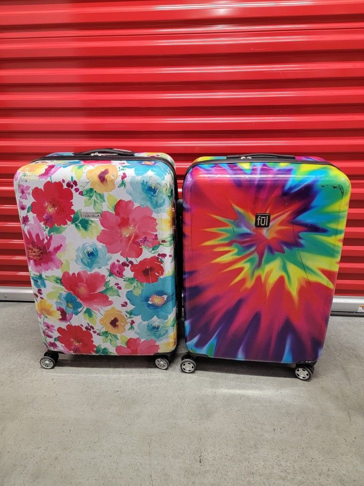 Lot of (2) Beautiful 29-Inch Rolling Wheeled Large Luggage 