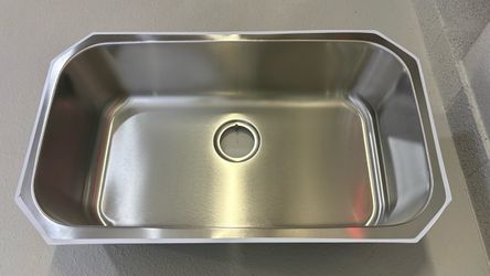 Single Bull Stainless Steel Sink With Round Corners