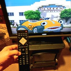 Television 40 Inch LCD Vizio With Rare Backlit Vizio Bezel Like New With New Remote All Vizio Products