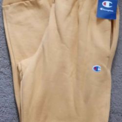 Nwt  Champion Jogger 