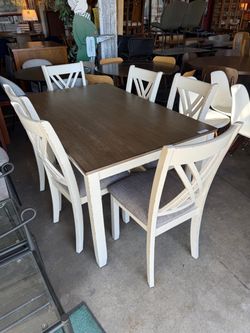 Brand new Farmhouse Style Dining Set Rustic Weathered