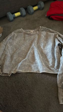crew necks 