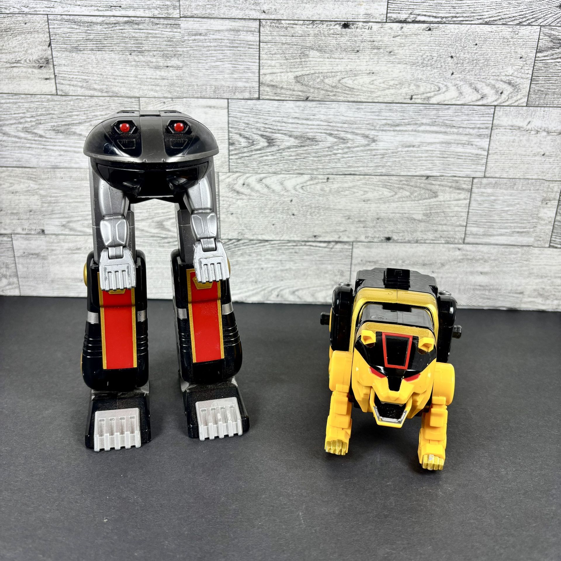 Vintage 1995 Mighty Morphin Power Rangers Deluxe Ninja Megazord