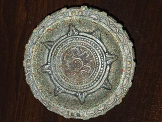 Ash tray?