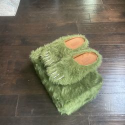 Bravest Studios Claw Slides 