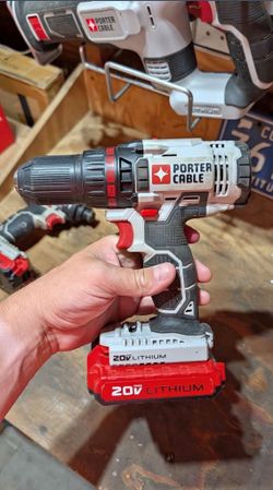 Porter-Cable 20V Hammer Drill Kit – 2 Batteries & Charger